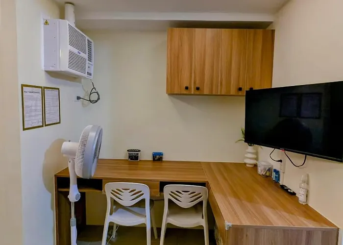 King Bed, Big Kitchen, Fast Wifi, Near Airport * Lapu-Lapu City