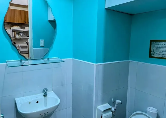 King Bed, Big Kitchen, Fast Wifi, Near Airport Hostel Lapu-Lapu City