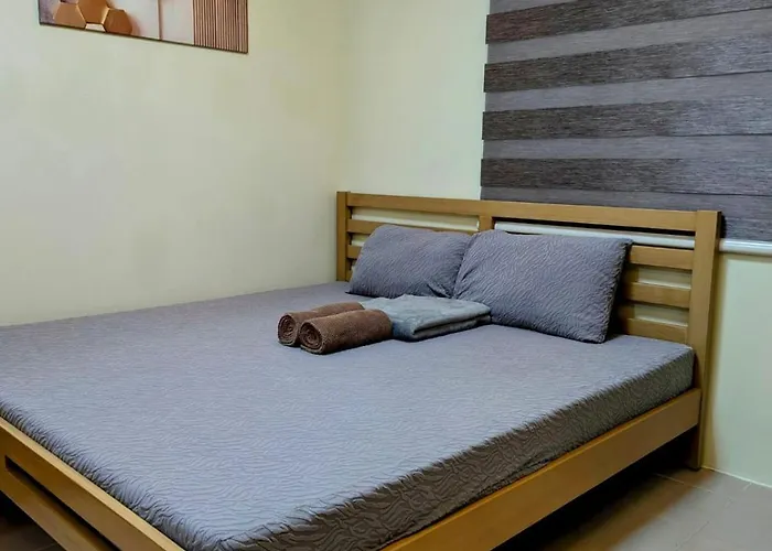 King Bed, Big Kitchen, Fast Wifi, Near Airport * Lapu-Lapu City